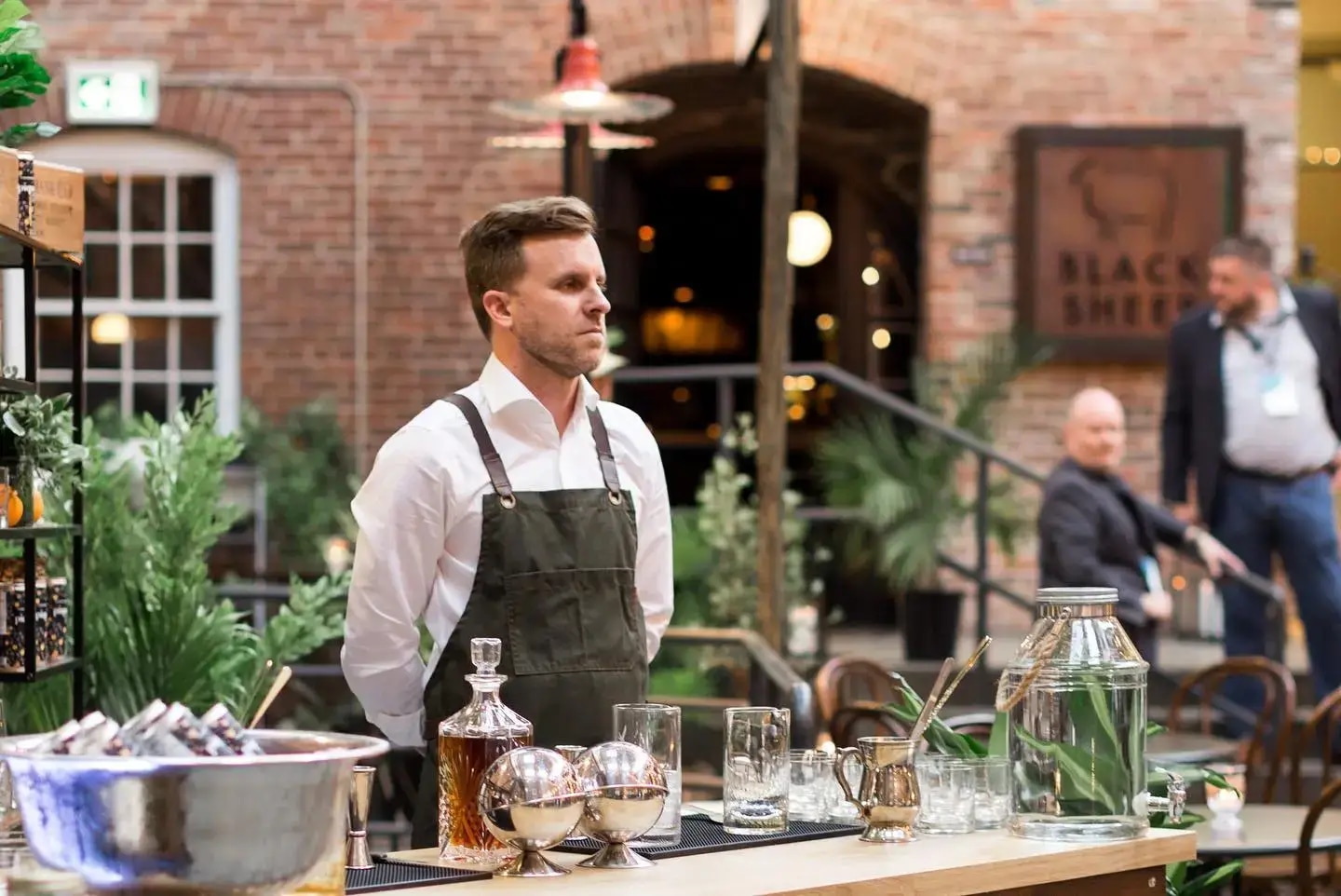 Elevate Your Private Parties with Artender Events Mobile Bar Service